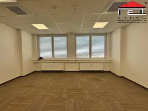 Pronájem kanceláře, Frýdek-Místek, Míru, 800 m2