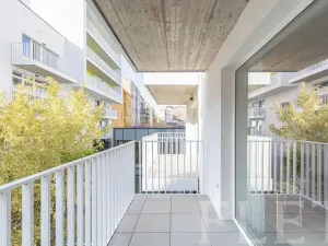 Pronájem bytu 1+kk, Praha - Karlín, Křižíkova, 28 m2