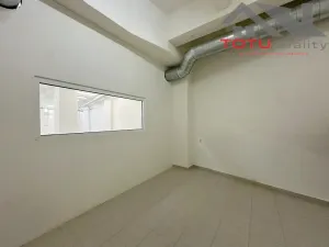 Pronájem obchodního prostoru, Jaroměř, Husova, 205 m2