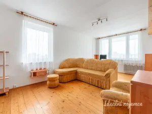 Pronájem bytu 3+1, Praha - Horní Měcholupy, Milánská, 82 m2