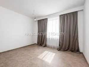 Prodej bytu 6+kk a větší, České Budějovice - České Budějovice 2, Volejbalistů, 303 m2