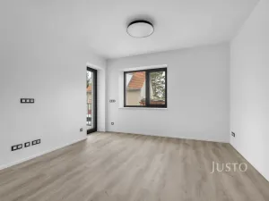 Pronájem bytu 2+kk, Praha - Šeberov, Na proutcích, 45 m2