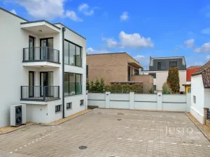 Pronájem atypického bytu, Praha - Šeberov, Na proutcích, 33 m2
