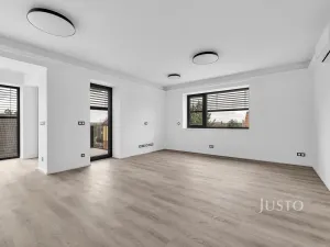 Pronájem bytu 4+kk, Praha - Šeberov, Na proutcích, 132 m2
