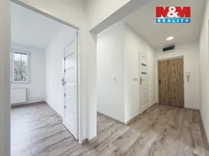 Prodej bytu 3+1, Karviná - Hranice, Čsl. armády, 74 m2