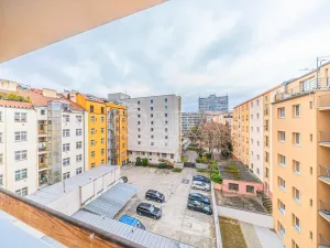 Prodej bytu 3+kk, Praha - Vršovice, Na louži, 71 m2