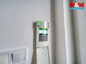 Prodej bytu 4+kk, Králův Dvůr - Křižatky, Na Vinohradech, 94 m2