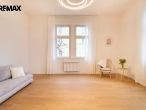Pronájem bytu 2+kk, Praha - Vinohrady, Korunní, 65 m2