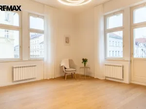 Pronájem bytu 2+kk, Praha - Vinohrady, Korunní, 65 m2