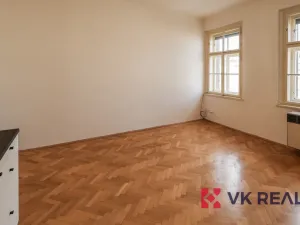 Pronájem bytu 2+kk, Praha - Břevnov, Bělohorská, 44 m2