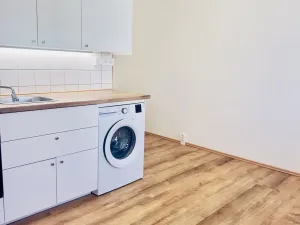 Pronájem bytu 1+1, České Budějovice - České Budějovice 7, Lidická tř., 37 m2