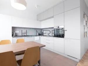 Pronájem bytu 3+kk, Praha - Vršovice, náměstí Svatopluka Čecha, 72 m2