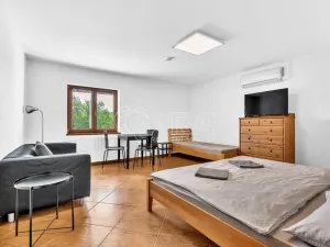 Prodej ubytování, Mikulov, Gagarinova, 712 m2