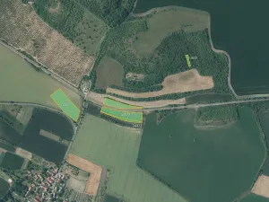 Prodej pole, Děčany, 76058 m2