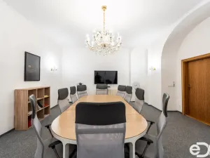 Pronájem kanceláře, Kolín, Karlovo náměstí, 193 m2