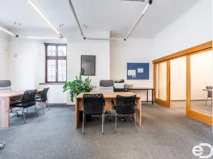 Pronájem kanceláře, Kolín, Karlovo náměstí, 193 m2