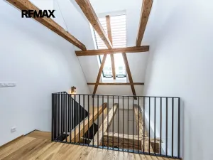 Pronájem bytu 2+kk, Praha - Nusle, Vrtbova, 42 m2