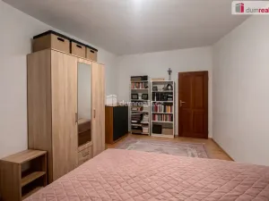 Pronájem bytu 2+kk, Praha - Kobylisy, Zenklova, 55 m2