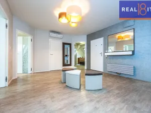 Prodej bytu 4+kk, Praha, Semilská, 139 m2