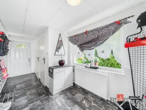 Prodej rodinného domu, Dolany, 198 m2