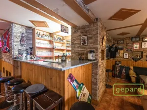 Prodej restaurace, Středokluky, Školská, 568 m2