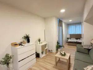 Pronájem bytu 1+kk, Praha - Strašnice, Strančická, 31 m2