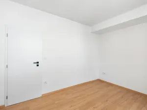 Prodej bytu 3+kk, Praha - Vysočany, Novovysočanská, 73 m2