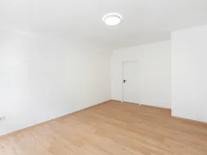 Prodej bytu 3+kk, Praha - Vysočany, Novovysočanská, 73 m2