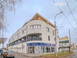 Prodej bytu 3+kk, České Budějovice, Suchovrbenské nám., 84 m2