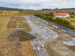 Prodej pozemku pro bydlení, Lipí, 927 m2