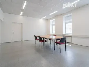 Prodej kanceláře, České Budějovice, Jírovcova, 784 m2