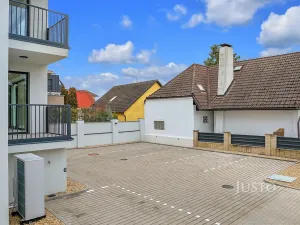 Pronájem bytu 2+kk, Praha - Šeberov, Na proutcích, 45 m2
