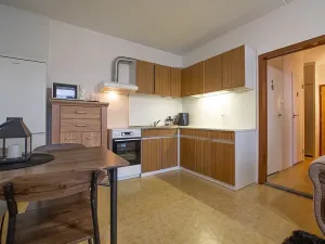 Prodej bytu 2+kk, Tábor, nám. Přátelství, 40 m2