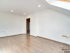 Prodej rodinného domu, Paskov, Komenského nábřeží, 280 m2