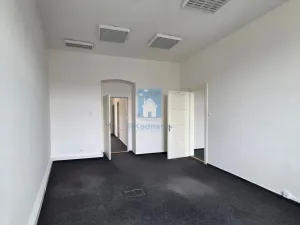 Pronájem kanceláře, Plzeň, Hálkova, 125 m2