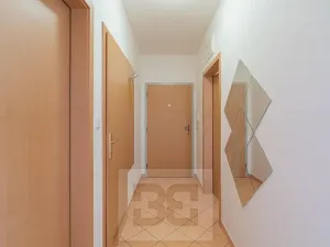 Pronájem bytu 2+kk, Praha - Hostivař, Bratislavská, 43 m2