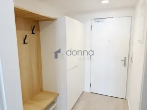 Pronájem bytu 1+kk, Praha, Poděbradská, 32 m2