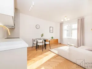 Prodej bytu 2+kk, Praha - Vršovice, Jakutská, 41 m2