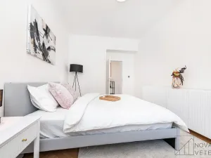 Prodej bytu 2+kk, Praha - Holešovice, U městských domů, 50 m2