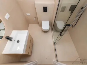 Prodej bytu 2+kk, Praha - Holešovice, U městských domů, 50 m2