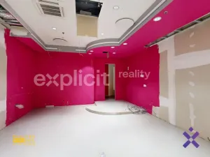 Pronájem obchodního prostoru, Zlín, náměstí Míru, 55 m2