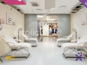 Pronájem obchodního prostoru, Zlín, náměstí Míru, 55 m2