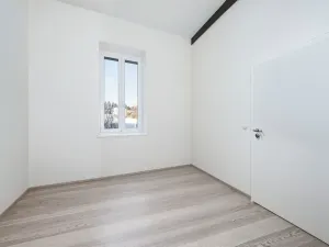 Prodej bytu 2+kk, Brno - Jehnice, náměstí 3. května, 80 m2