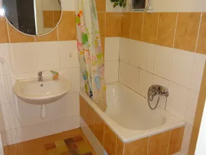 Pronájem bytu 3+1, Praha - Smíchov, Ke Koulce, 81 m2