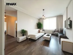 Prodej činžovního domu, Praha - Ďáblice, Kokořínská, 1880 m2