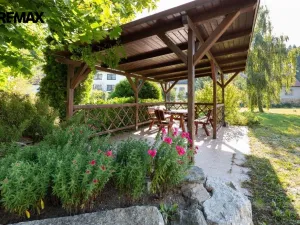 Prodej rodinného domu, Kundratice, 770 m2