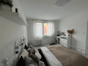 Pronájem bytu 1+1, Františkovy Lázně, Anglická, 37 m2