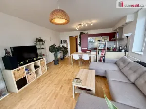 Pronájem bytu 2+kk, Praha - Prosek, Nad Krocínkou, 63 m2