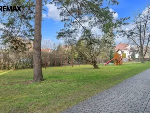 Pronájem bytu 2+1, Hradec Králové - Slezské Předměstí, třída SNP, 55 m2