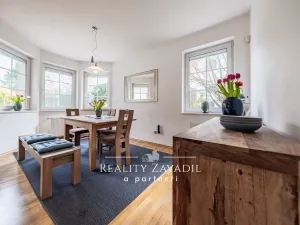 Pronájem rodinného domu, Popovičky, Na Skalce, 271 m2